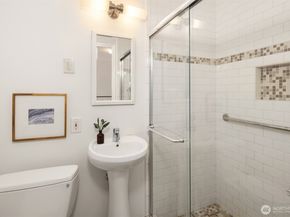 3704 48th Avenue NE, Seattle WA 98105