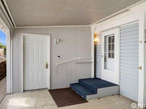 789 NE Reeds Meadow Lane, Bremerton WA 98311