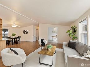 789 NE Reeds Meadow Lane, Bremerton WA 98311