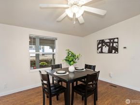 789 NE Reeds Meadow Lane, Bremerton WA 98311