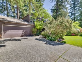 3068 169th Avenue NE, Bellevue WA 98008