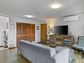 3068 169th Avenue NE, Bellevue WA 98008