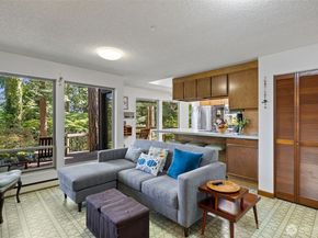 3068 169th Avenue NE, Bellevue WA 98008