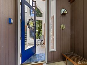 3068 169th Avenue NE, Bellevue WA 98008