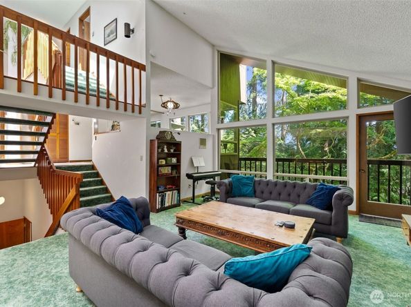 3068 169th Avenue NE, Bellevue WA 98008