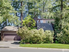 3068 169th Avenue NE, Bellevue WA 98008