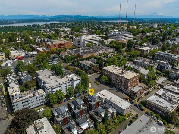 307 14th Avenue E B, Seattle WA 98112