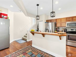 16918 Woodside Drive SE, Renton WA 98058