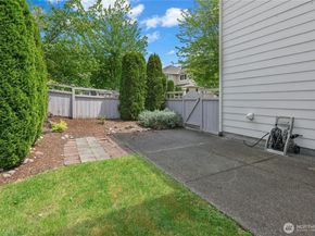 16918 Woodside Drive SE, Renton WA 98058