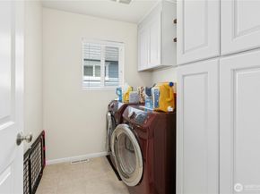 16918 Woodside Drive SE, Renton WA 98058