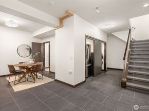 10847 Bill Point Bluff NE, Bainbridge Island WA 98110