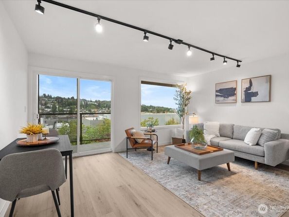 3420 15th Avenue W 307, Seattle WA 98119