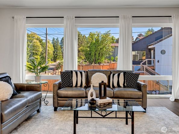 12215 Des Moines Memorial Drive S Unit A, Burien WA 98168