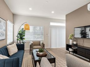 15215 35th Ave W A5, Lynnwood WA 98087
