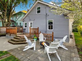 954 19th Avenue E, Seattle WA 98112