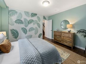 954 19th Avenue E, Seattle WA 98112