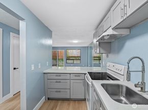 13702 37th Avenue S 51, Tukwila WA 98168