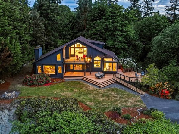 3996 NE Twin Spits Road, Hansville WA 98340