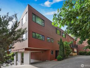 410 13th Avenue E PH 3, Seattle WA 98102
