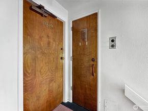 410 13th Avenue E PH 3, Seattle WA 98102
