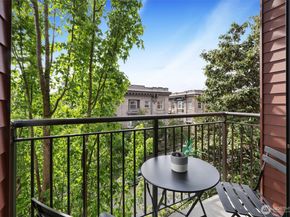 410 13th Avenue E PH 3, Seattle WA 98102