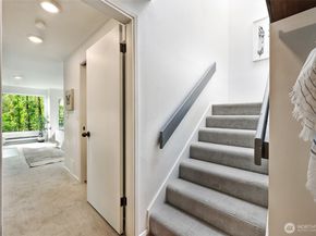 410 13th Avenue E PH 3, Seattle WA 98102