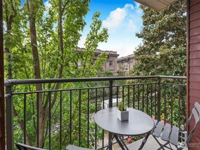 410 13th Avenue E PH 3, Seattle WA 98102