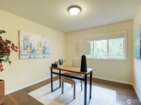 225 131st Avenue NE, Bellevue WA 98005