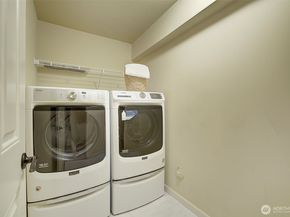 225 131st Avenue NE, Bellevue WA 98005