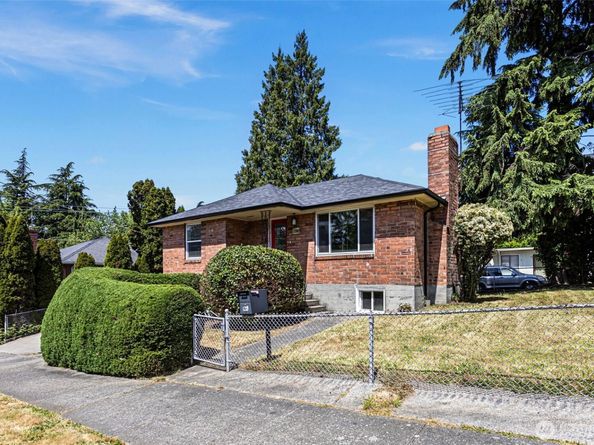 1210 S Lucile Street, Seattle WA 98108