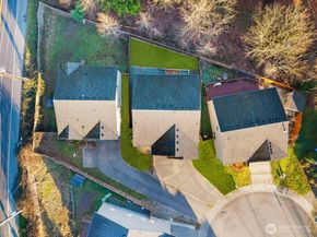 25912 35th Place S, Kent WA 98032