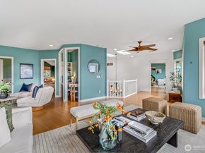 545 Holly Drive, Edmonds WA 98020