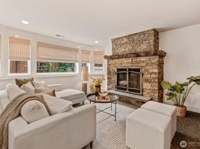 545 Holly Drive, Edmonds WA 98020