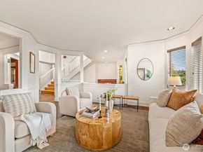 545 Holly Drive, Edmonds WA 98020