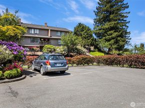 10800 Glen Acres Drive S T16, Seattle WA 98168