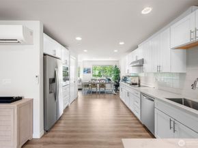19305 7th Ave W B6, Lynnwood WA 98036