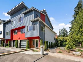 19305 7th Ave W B6, Lynnwood WA 98036