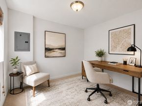 12031 35th Avenue NE A, Seattle WA 98125