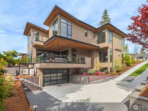 721 2nd Street S, Kirkland WA 98033