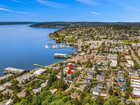 721 2nd Street S, Kirkland WA 98033