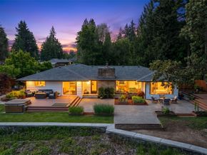 22010 34th Avenue S, SeaTac WA 98198