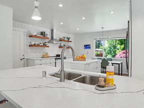 22010 34th Avenue S, SeaTac WA 98198