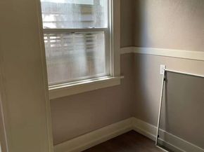 1606 Lakeview Boulevard E, Seattle WA 98102