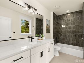 815 130th Avenue NE, Bellevue WA 98005