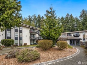 19409 56th Avenue W 202, Lynnwood WA 98036