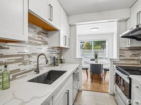 12700 NE 8th Street E104, Bellevue WA 98005