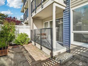 12700 NE 8th Street E104, Bellevue WA 98005