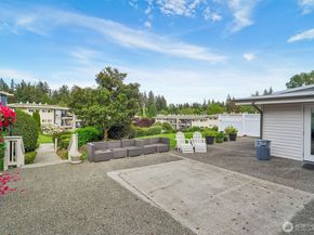 12700 NE 8th Street E104, Bellevue WA 98005