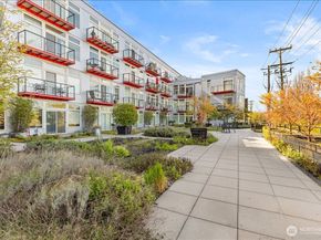2960 Eastlake Avenue E 111, Seattle WA 98102