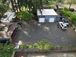 18320 Corliss Avenue N, Shoreline WA 98133